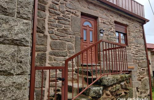 Casa do Sobrado-Gralhas-Montalegre - Foto 4