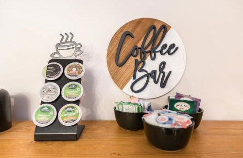 Awaken Your Senses King Bed BSU Parking - Foto 4