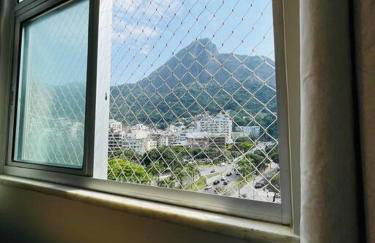 Cobertura Estilosa com Vista Linda e Privacidade - Foto 16