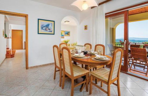 3 Bedroom Cozy Apartment In Nedescina - Foto 14