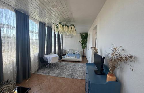 Nadya Holiday Home - Photo 47