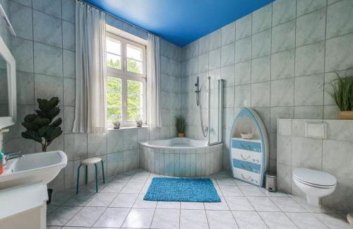 DEUTSCHE OSTSEEVILLA - große Villa mit Sauna, Spielplatz, PKW-Stellplätze, großer Garten - Foto 6