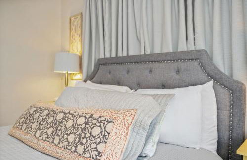 The Flats on Florida St - Super Comfy 2-Bedroom Apartments - Foto 39