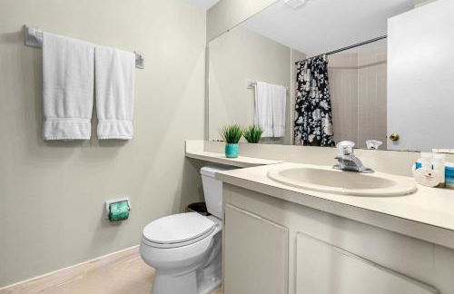 Upstay 2BR Family Condo Ventura Golf Country Club - Foto 24