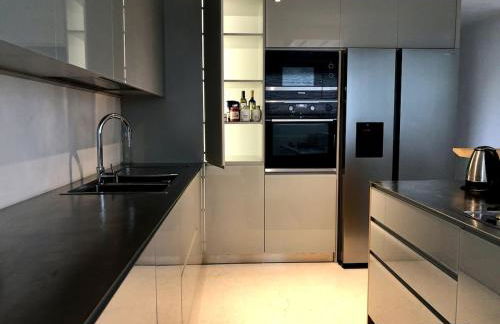 The House of Marbles - Photo 27