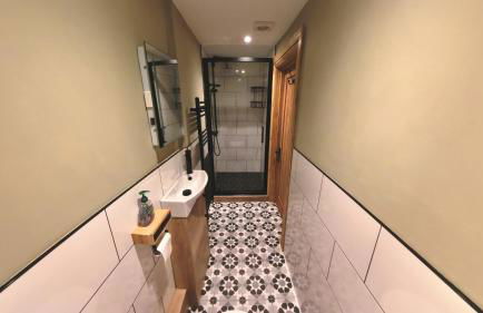 Flexible Accommodation - Newly renovated characterful cottage - Photo 13