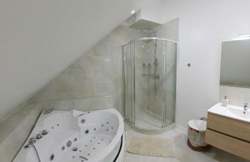 Maison moderne à Bièvres - Paris 12 kilomètres, Versailles 8 kilomètres - Photo 7