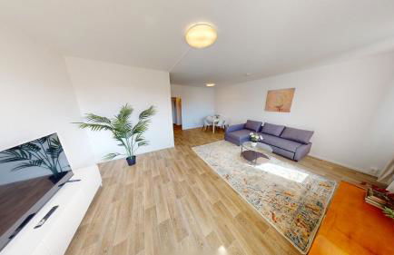 Großzügige Ferienwohnung, 350m bis zur Bushaltestelle, WLAN - Foto 10