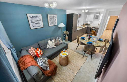 1-Bedroom Luxurious, City Centre, Chic & Stunning Apartment in Southampton, Sleeps 4 - by Blue Puffin Stays - Photo 8