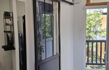 Studio dans une tour mythique à port grimaud - Foto 5