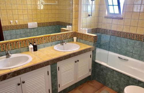 Seaview Benagil Villa 15 - Photo 5