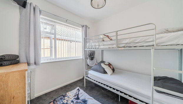 3-beds, Sleeps 6 Walking Distance to Castle & Town - Foto 5, Zimmer