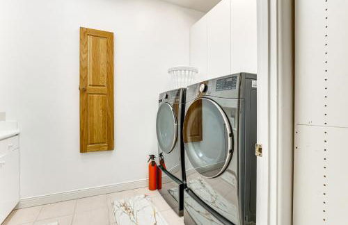 3 Mi to Beach Central and Elegant Home in Oceanside - Foto 22