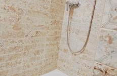 Le Cocon de ville sètois, Clim, patio et garage pour véhicule moyen, type clio, draps et serviettes inclus - Foto 19