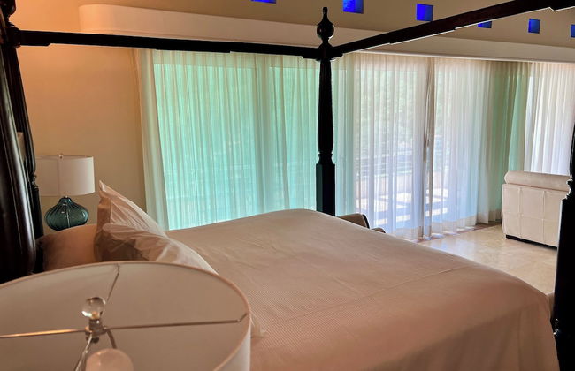 Luxury Beach Frontage Villa For Rent - Foto 47