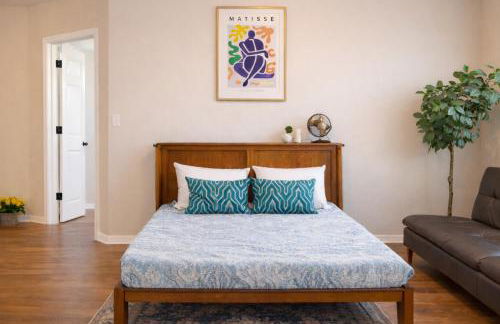 Pool House, Short Drive to Beach, Grill, Smart TV - Foto 14