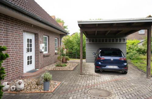 Haus Figaro mit Hund - Foto 1