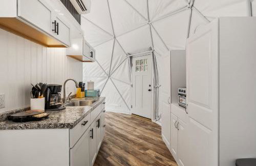 Glamping dome w hot tub & fire pit - Foto 18