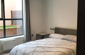 Central Camberley Apartment - Parking - Garden - Foto 7