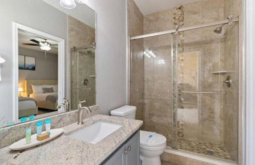 Family-Friendly 5BR Getaway Game Room Fun - Foto 19