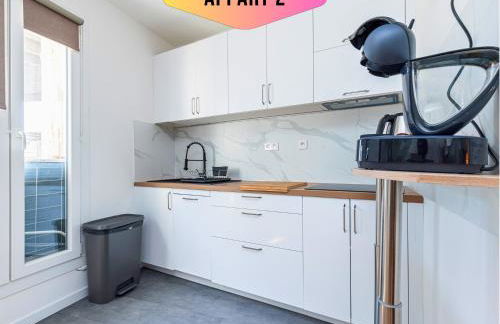 CASA REINE JEANNE- ideal groups & family -CENTRAL near train station - PARKING - New&CONFORT-AC - Foto 54