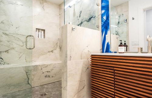 Simple La Jolla 2 bedroom - Alley Unit - Photo 17