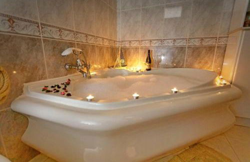 Casa Clara en el centro del pueblo - Foto 2