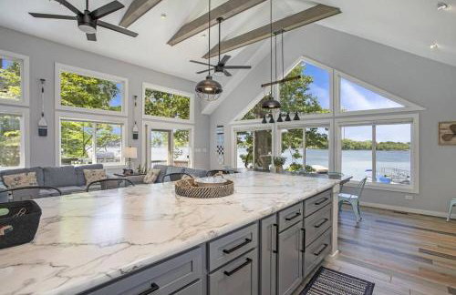 7 Bed Beachfront with Scenic Views Sister Lakes - Foto 21