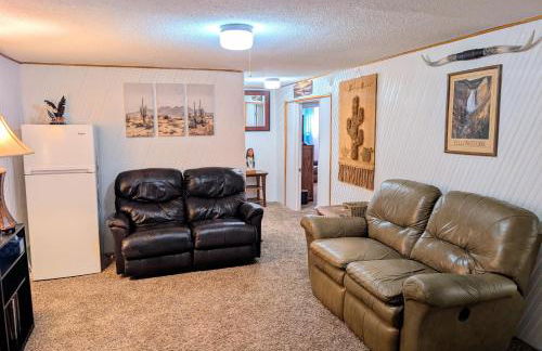 FairWestern, 5 bedrooms, 2 baths, sleeps 11 - Foto 2