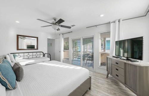 Gulf views, steps to beach, Pool, Walk To Dining - Foto 72