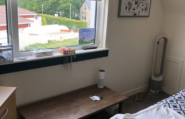 Limegrove, Comfortable Three Bedroom House - Photo 9