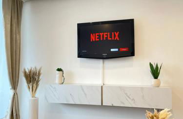 REGENCY Apartments - Zentrale 50m2 Wohnung I Balkon I Wasserblick I WiFi I Netflix - Foto 7