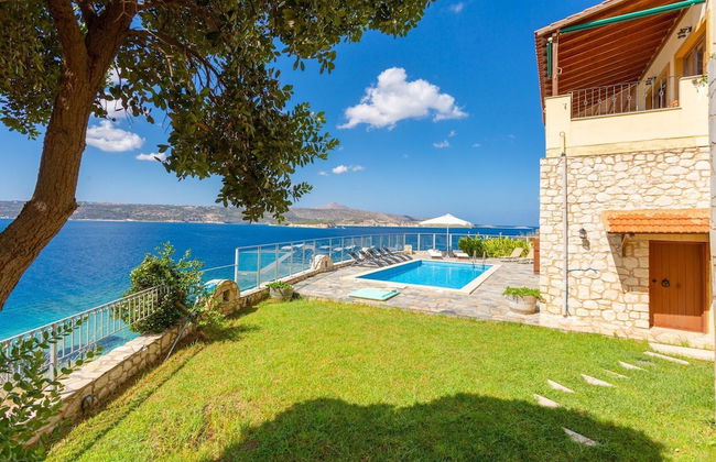 Souda Bay View Large Private Pool Walk to Beach Sea Views A C Wifi - 2119 - Foto 6