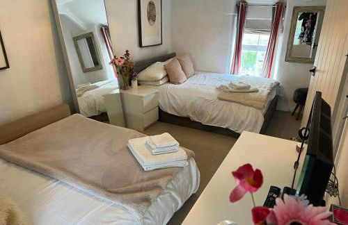 The Old Farmhouse - Photo 31