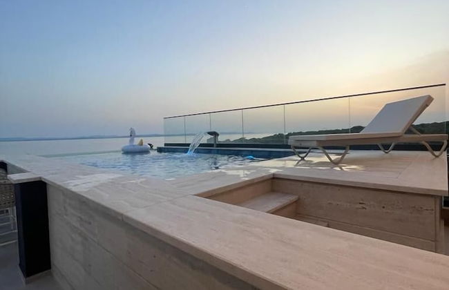 Deen Deluxe Penthouse with infinity pool - Photo 20