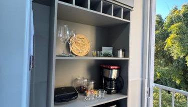 Flat confortável próximo ao centro - Foto 1