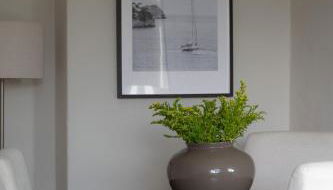 Modern, ruhig, gemütlich: 2 Zimmer Wohnung in bester Lage nahe Alster + Stadtpark - Foto 3