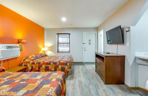 Ski, Explore, Bring Pets! Studio 5 Mi to Pine Knob - Foto 10