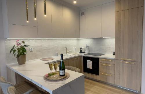 URBAN APARTMENTS LUXURY Opolska 10 No 29, Free Garage, Self Check-in - Foto 3