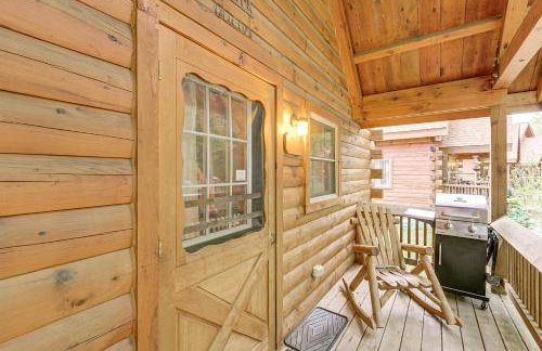 Fire Pit and Porch Warm and Woodsy Rothbury Escape! - Foto 25