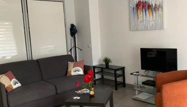 Beau Studio climatisé, parking privé Sanary centre - Foto 2