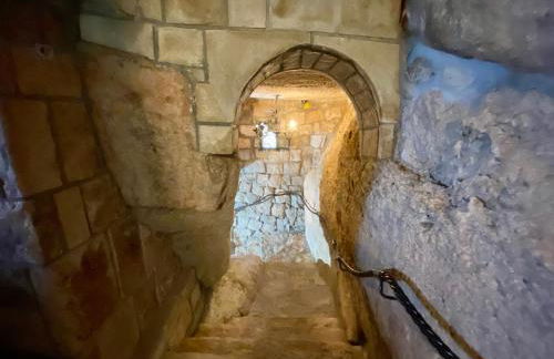 Magnífico Castillo privado, elevado en la roca - Foto 29