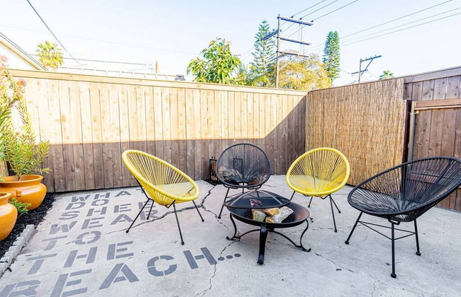 Live Like a Local - Studio With Huge Backyard - Foto 13