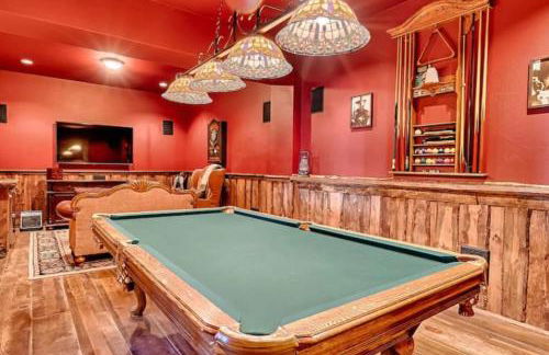 Hot Tub and Mtn Views Woodsy Cabin in Greer - Foto 18