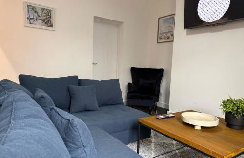 ResiLets - NEW 3 Bed Apt, Sleeps 5, Town Centre, Ideal for contractors, holidaymakers, Professional Short Stay - Foto 6