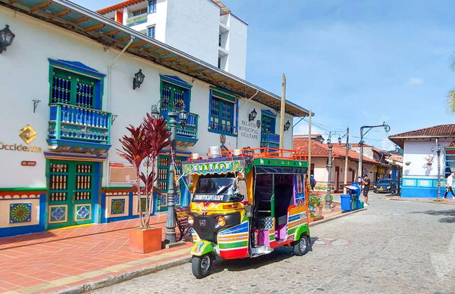 Tour of Guatapé + Boat Ride - Photo 10