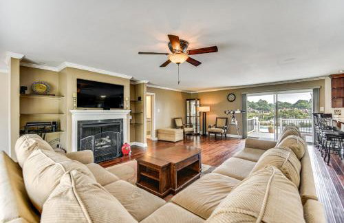 Luxe Lakefront Portsmouth Home: Fish, Swim & Play! - Foto 3