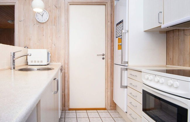 8 Person Holiday Home in Fano - Foto 4