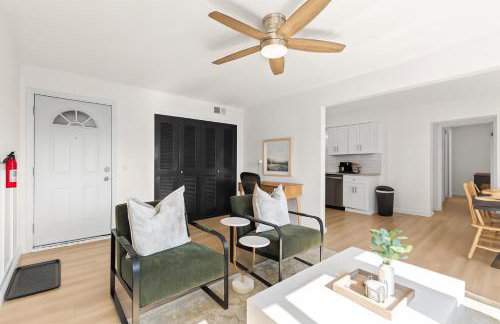 Renovated 1BR Upper Flat Modern King Suite - Foto 13