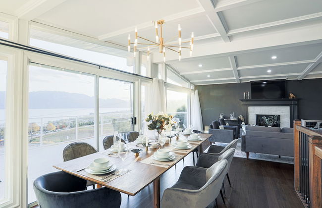 Stunning Views of the Okanagan Lake - Photo 1